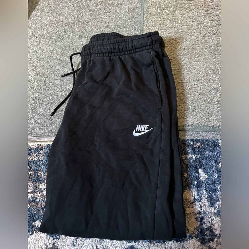 Nike joggers